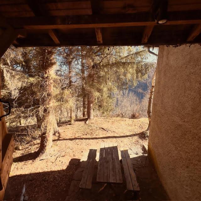 Le Nid Roudela Villa Garin Luaran gambar