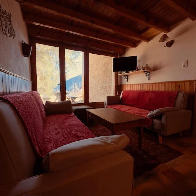 Le Nid Roudela Villa Garin Luaran gambar