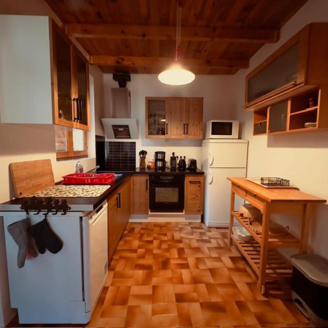 Le Nid Roudela Villa Garin Luaran gambar
